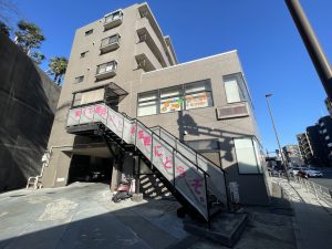 サイドナイン外観