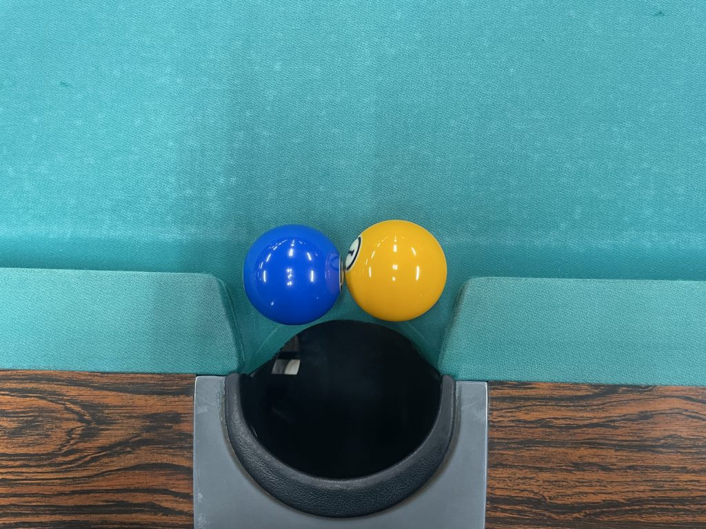 アストロ鶴ヶ峰店サイドポケット